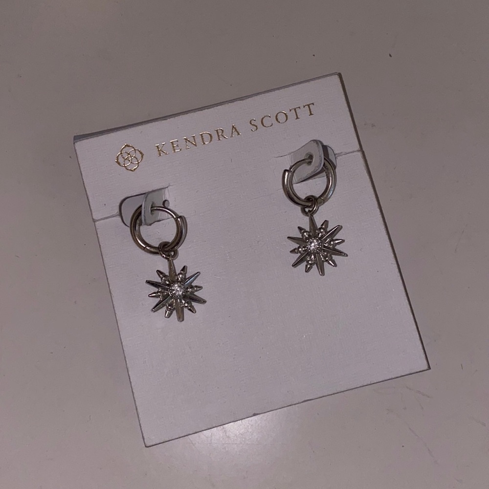 Kendra Scott Huggies